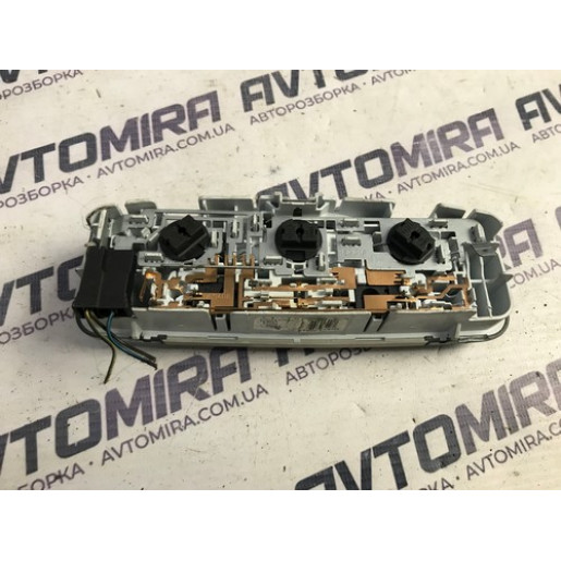 Плафон підсвітки салону Ford Focus 2 2005-2010 8A6A13K767
